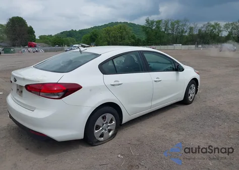 2017 Kia Forte Lx z USA, uszkodzony, nr VIN 3KPFK4A73HE160772